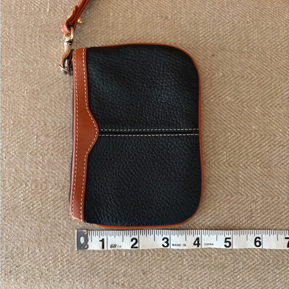 Dooney & Bourke Black Pebbled Leather Wristlet with Brown Leather Detail - Picture 10 of 11